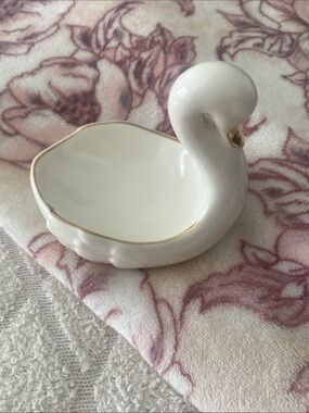 White Ceramic Swan Trinket Dish with Gold Accent
